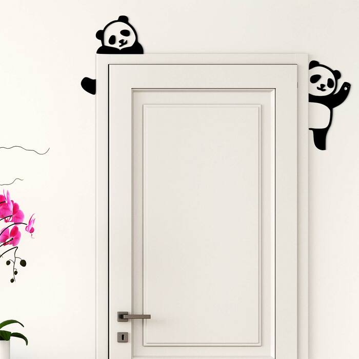 Dřevěná nálepka kolem dveří - Pandy | Černá
