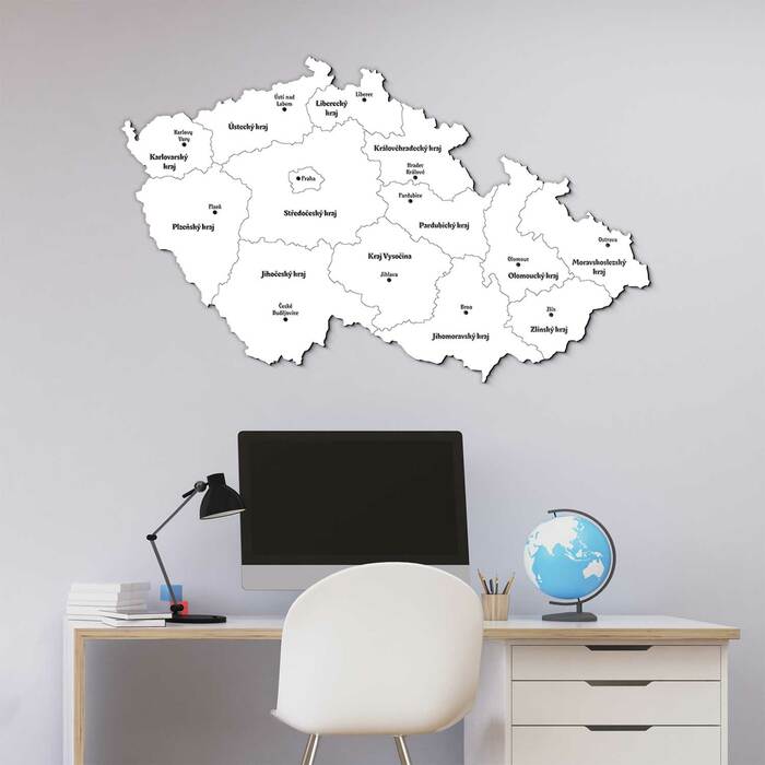 Dřevěná mapa krajů ČR na zeď | Bílá