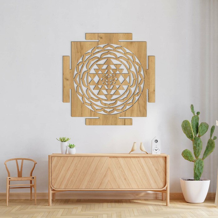 Dřevěná mandala na zeď - Symbol Sri Yantra | Dub zlatý