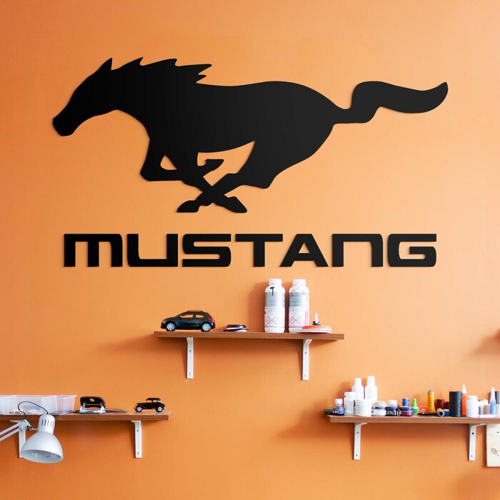 Dřevěný znak auta - Logo Mustang | Černá