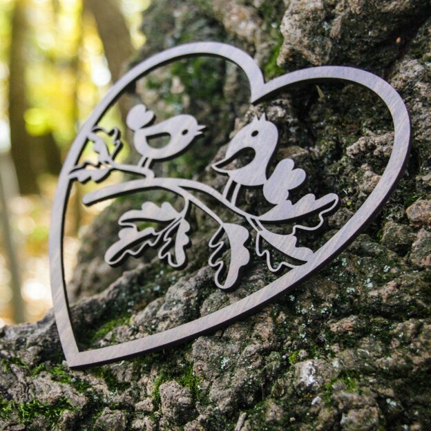 Lovebirds on the Oak