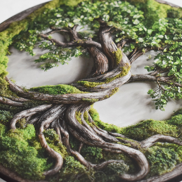 Moss Tree of Life - Luxury Wood Imitation