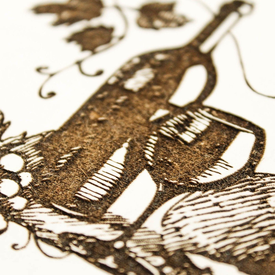 3D Engraved Picture - Wine | White