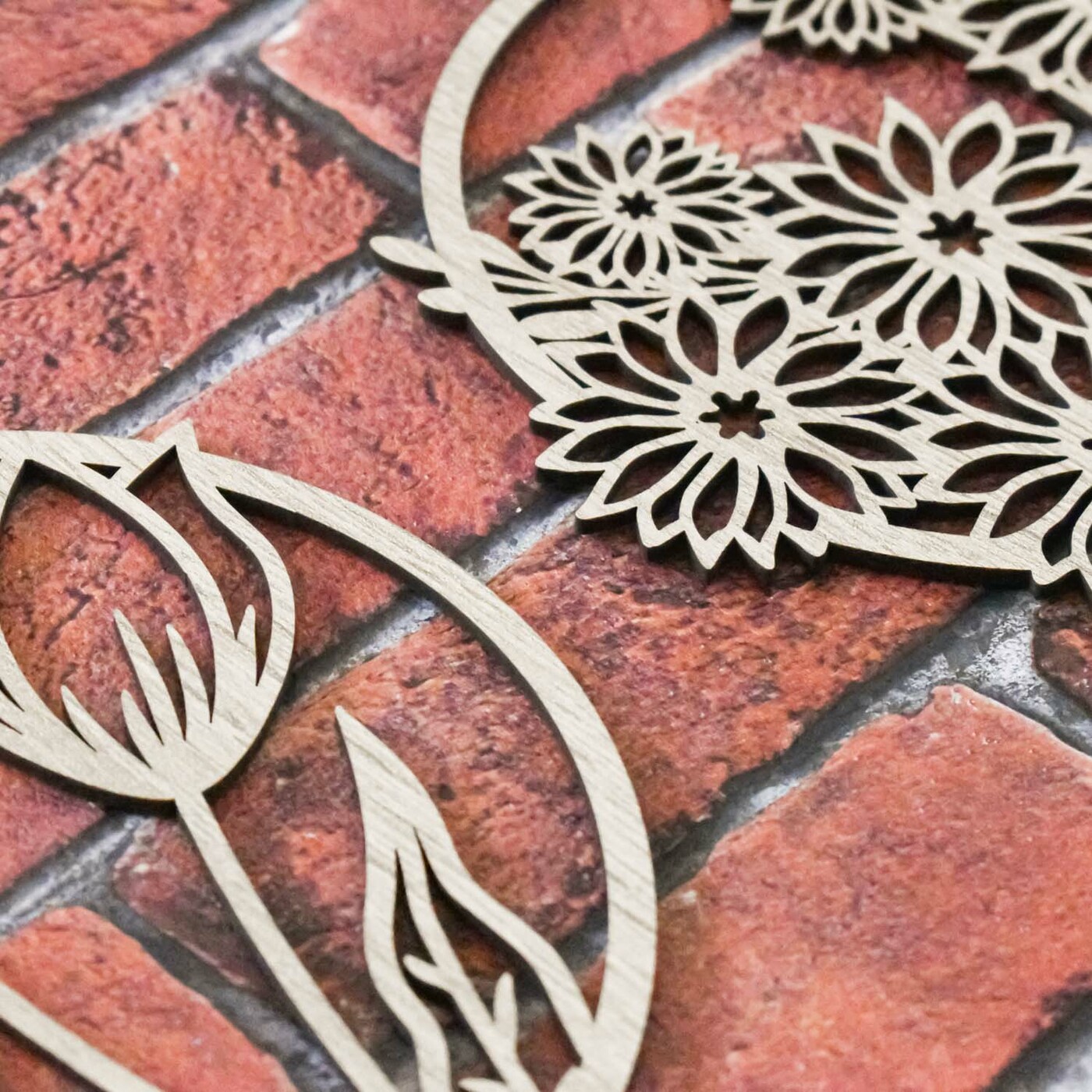 Modern Wall Art for the Kitchen - Flowers | Oak Sonoma