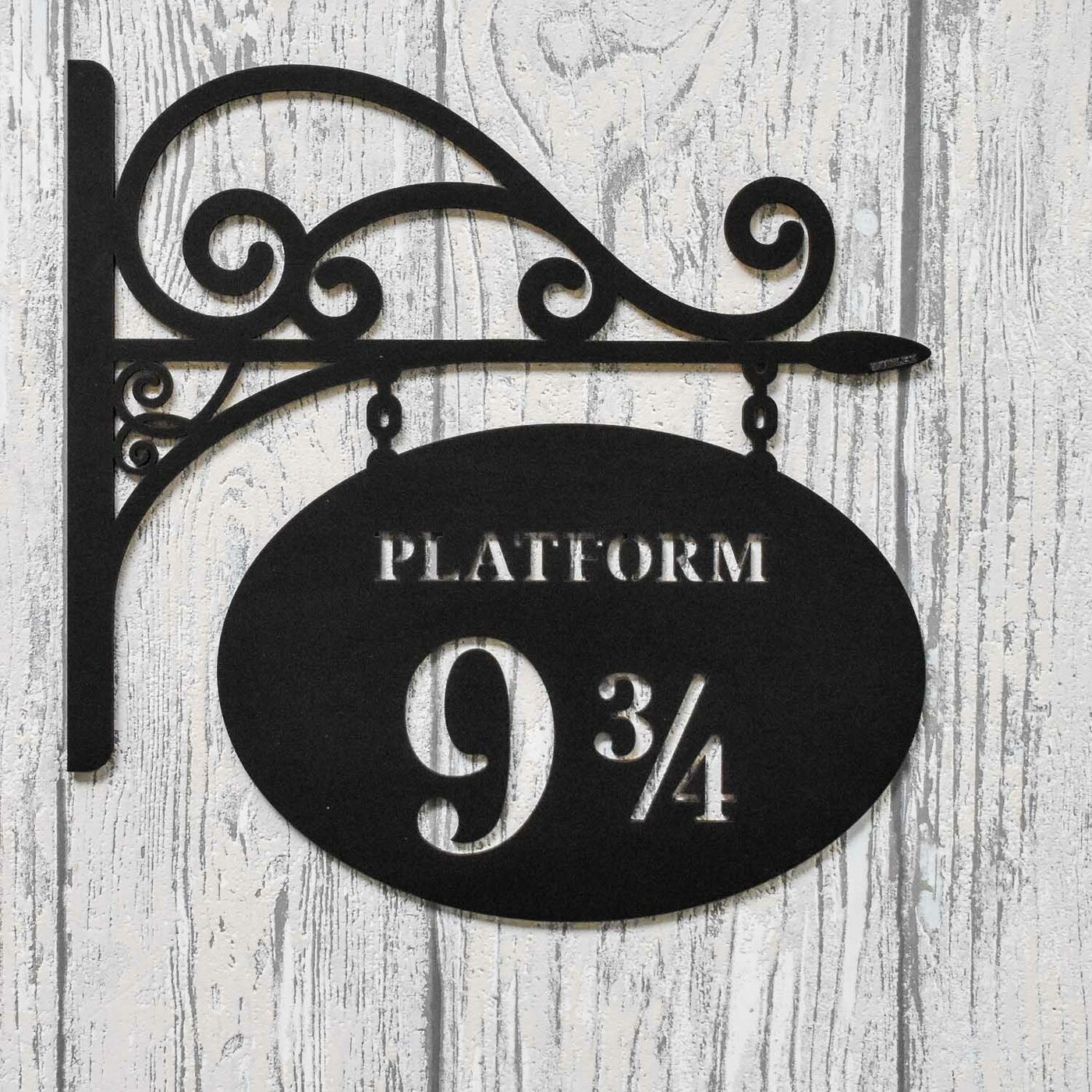 Wooden Door Decoration - Platform 9 and 3/4 | Black