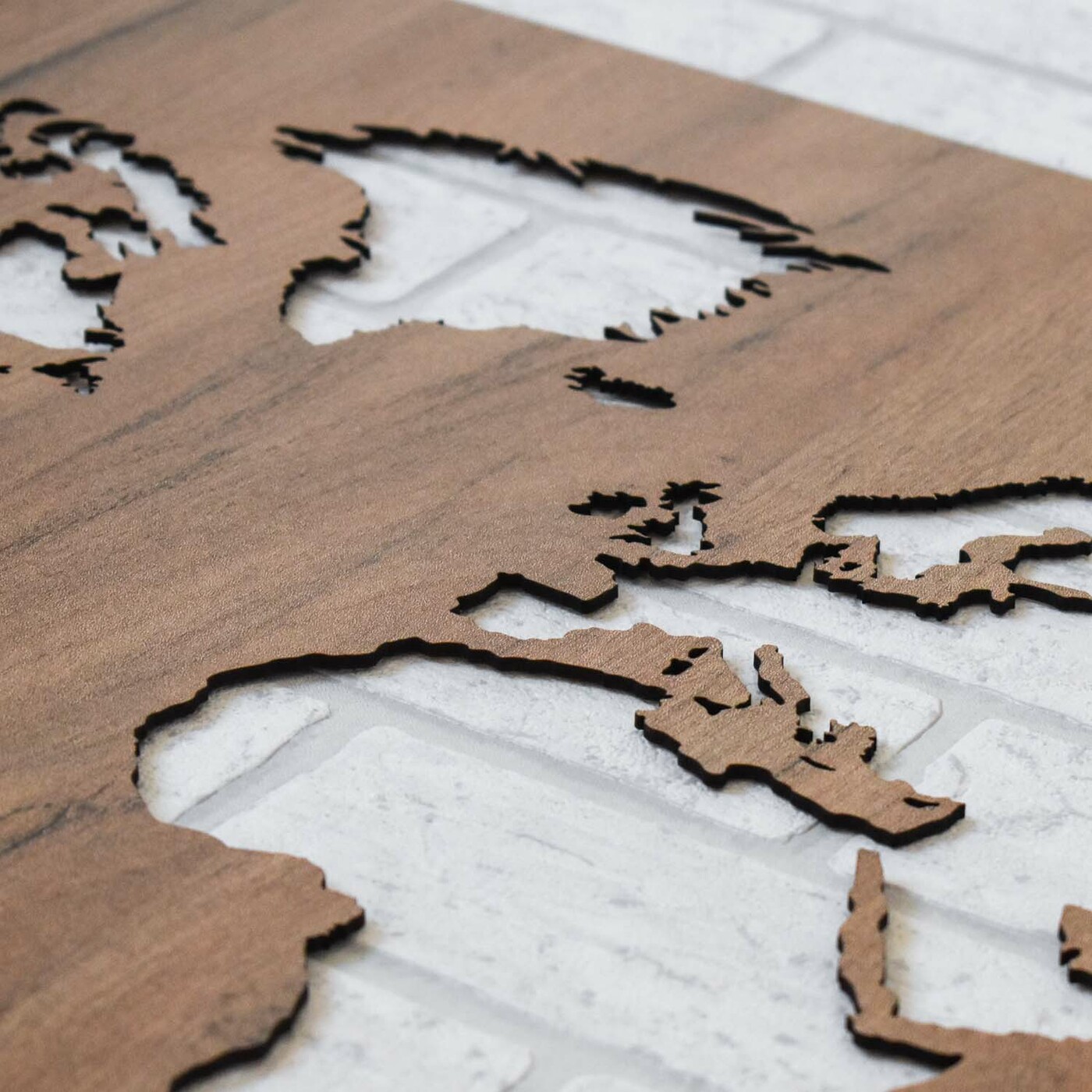 Wooden World Map on the Wall - Picture | Tobacco Oak