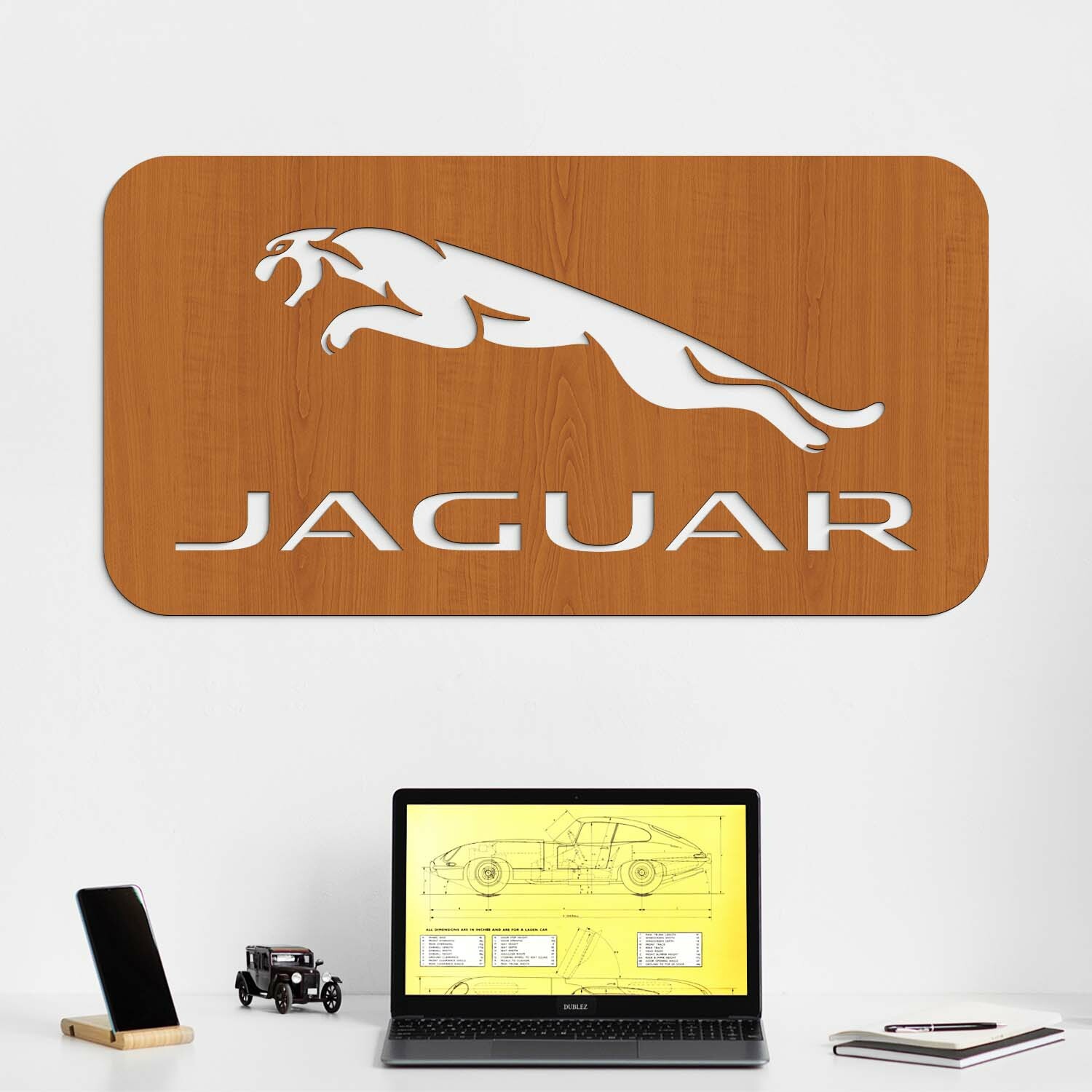 Drevený obraz - Logo auta Jaguar, Čerešňa