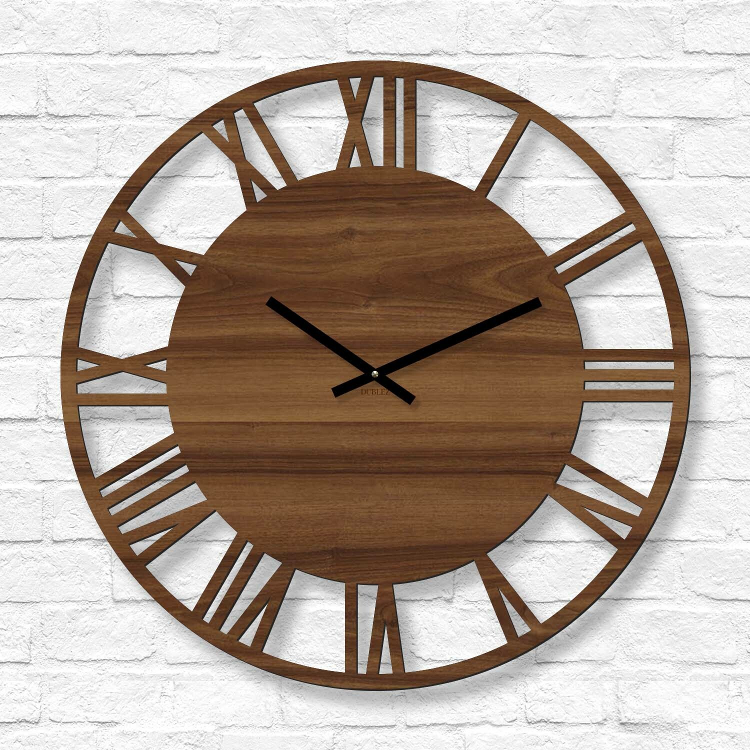 Štýlové drevené hodiny