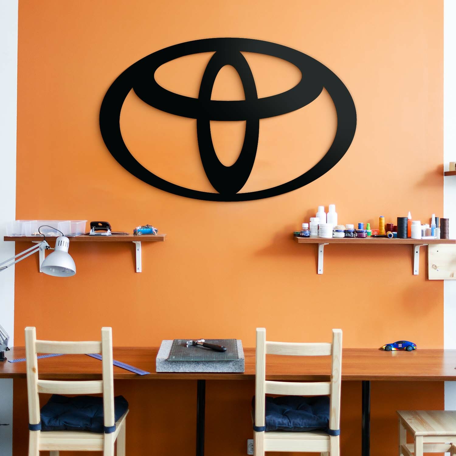 Dřevěný znak na zeď - Logo Toyota