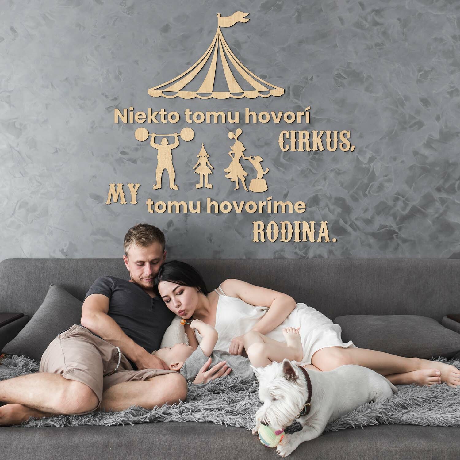 Drevený citát o rodine - Cirkus