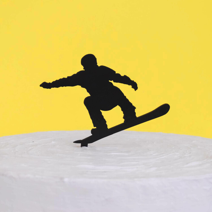 Drevený zápich na tortu - Snowboardista | Čierna