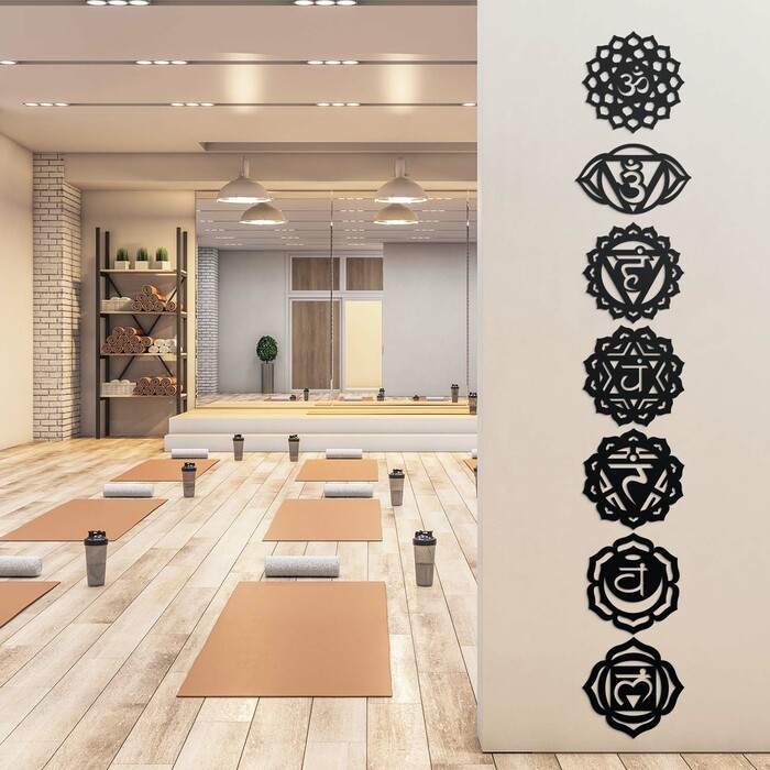 Drevené 3D symboly na stenu - Čakry | Čierna