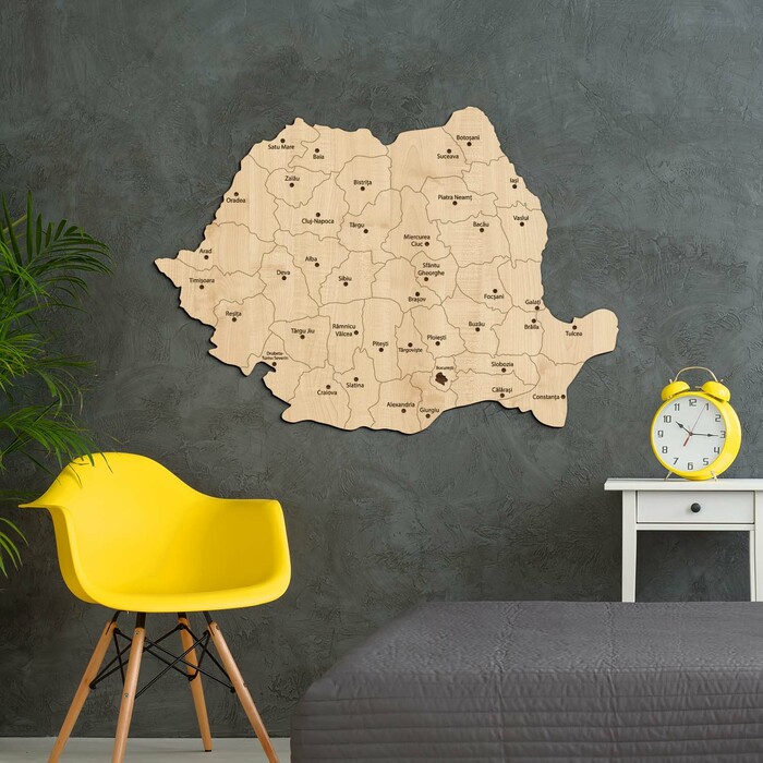 Drevená mapa Rumunska na stenu | Javor