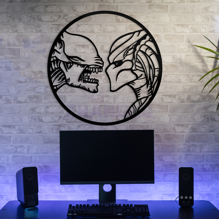 Wooden Wall Art - Alien vs. Predator | Black