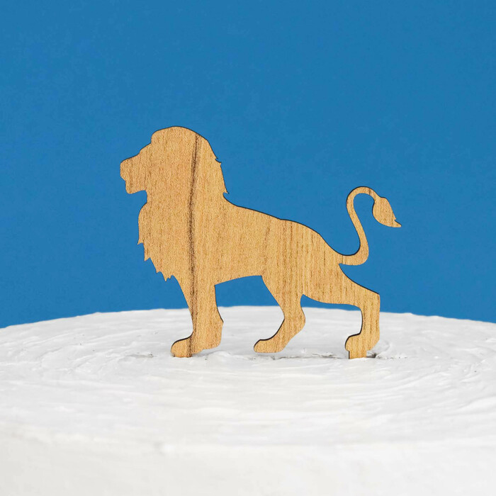Dřevěná postavička na dort - Lev | Dub zlatý