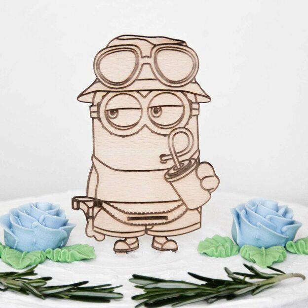Drevená postavička na tortu - Mimoň