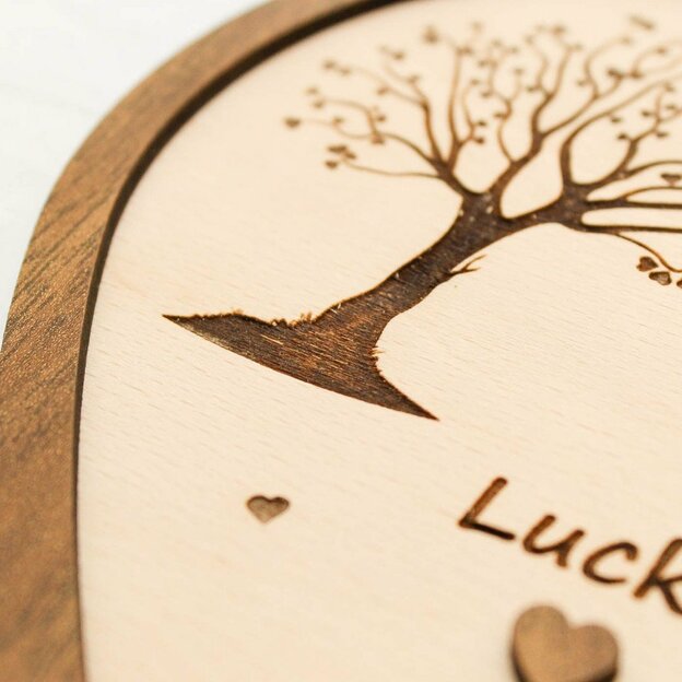 Darček na svadbu - drevený podnos na prstene Srdiečko