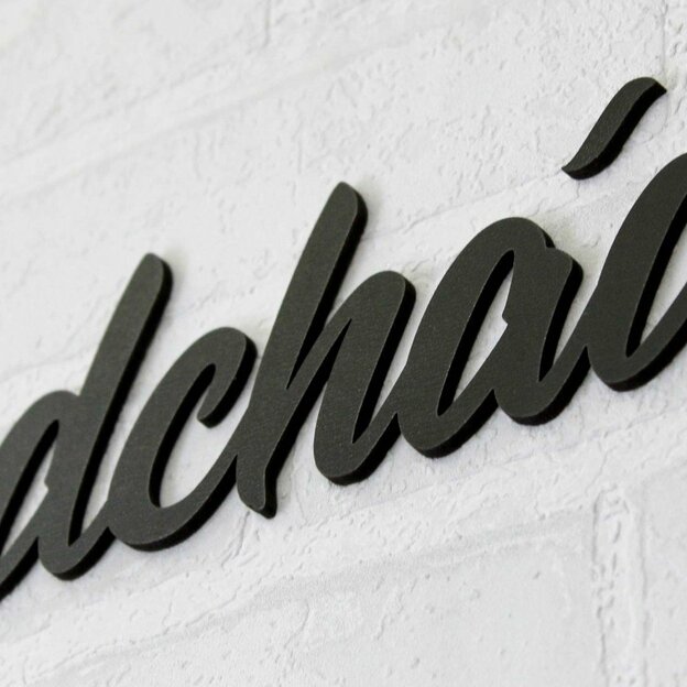 Drevený citát o domove - nálepka na stenu