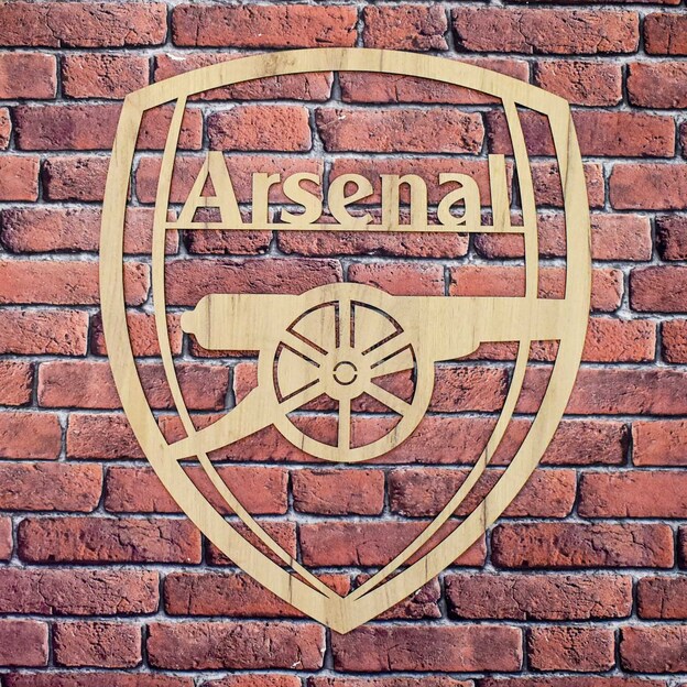 Logo din lemn al clubului de fotbal - Arsenal