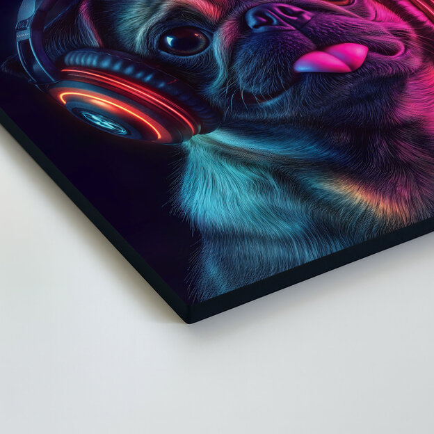 Tablou neon din lemn - Mops cu căști