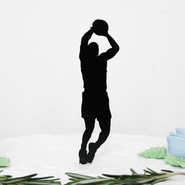 Drevený zápich na tortu s menom - Basketbalista