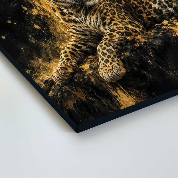 Čierno-zlatý obraz na dreve - Leopard