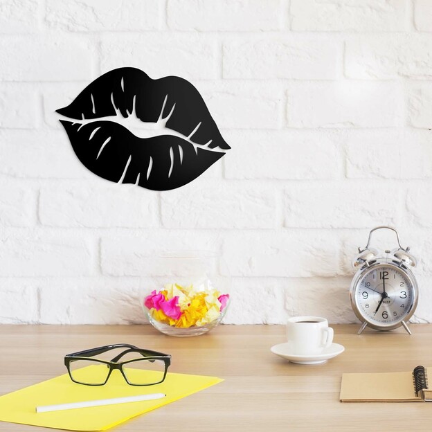 Wooden Sticker - Kiss