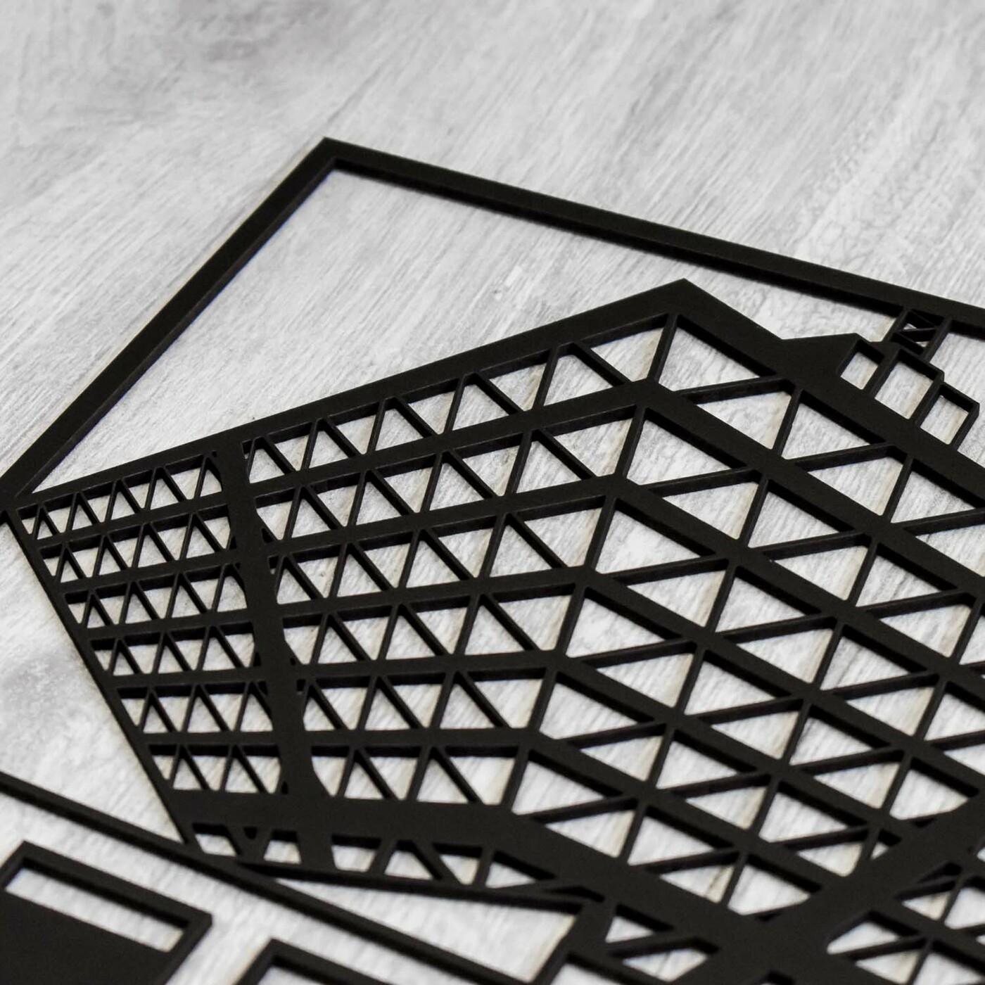 Drevený obraz - Budova Slovenského rozhlasu | Čierna