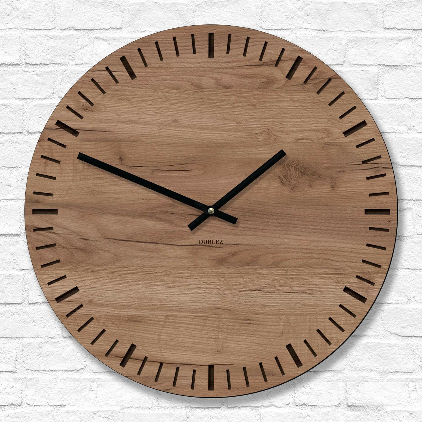 Nástenné hodiny z dreva - Zen | Dub tabakový