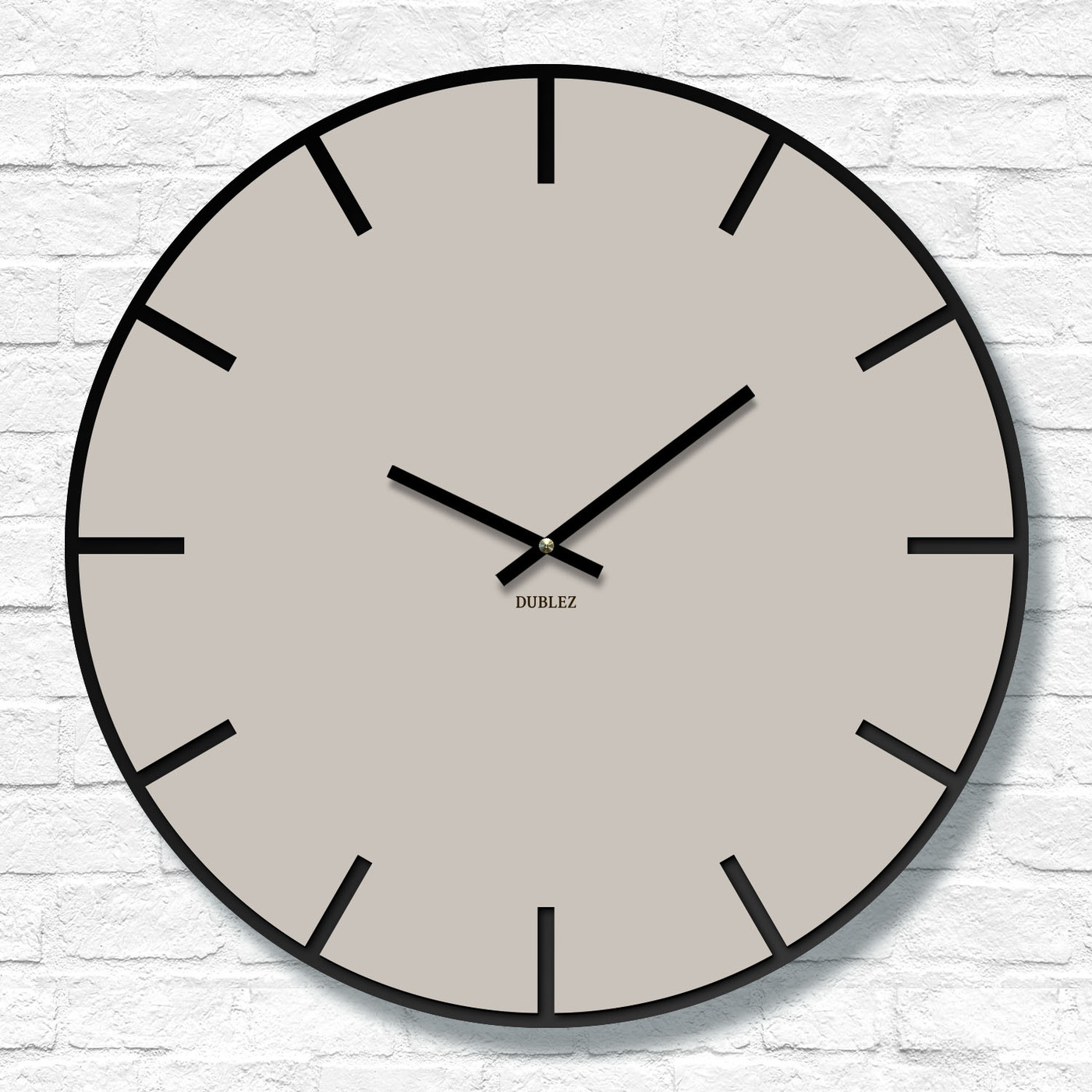 Drevené hodiny bez číslic - Moment | Kašmír