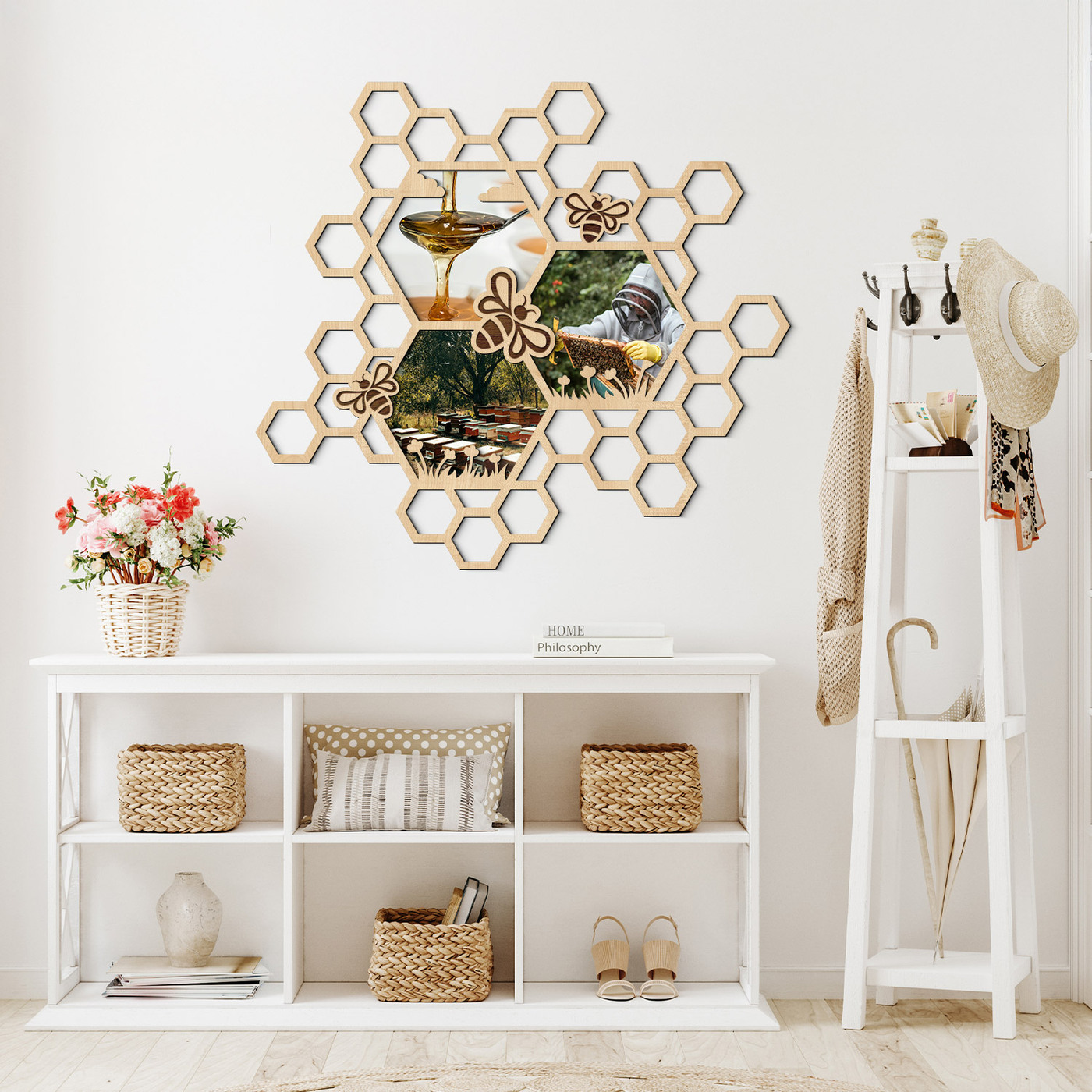 Wooden wall frame - Bees | Maple