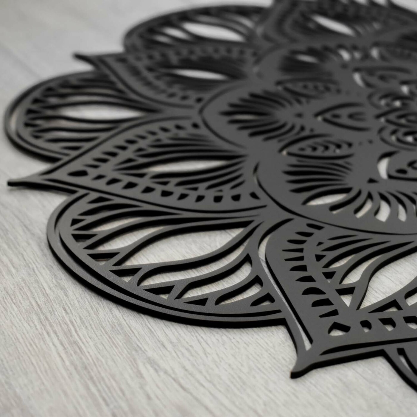 Vyrezávaná 3D Mandala - lotosový kvet | Čierna