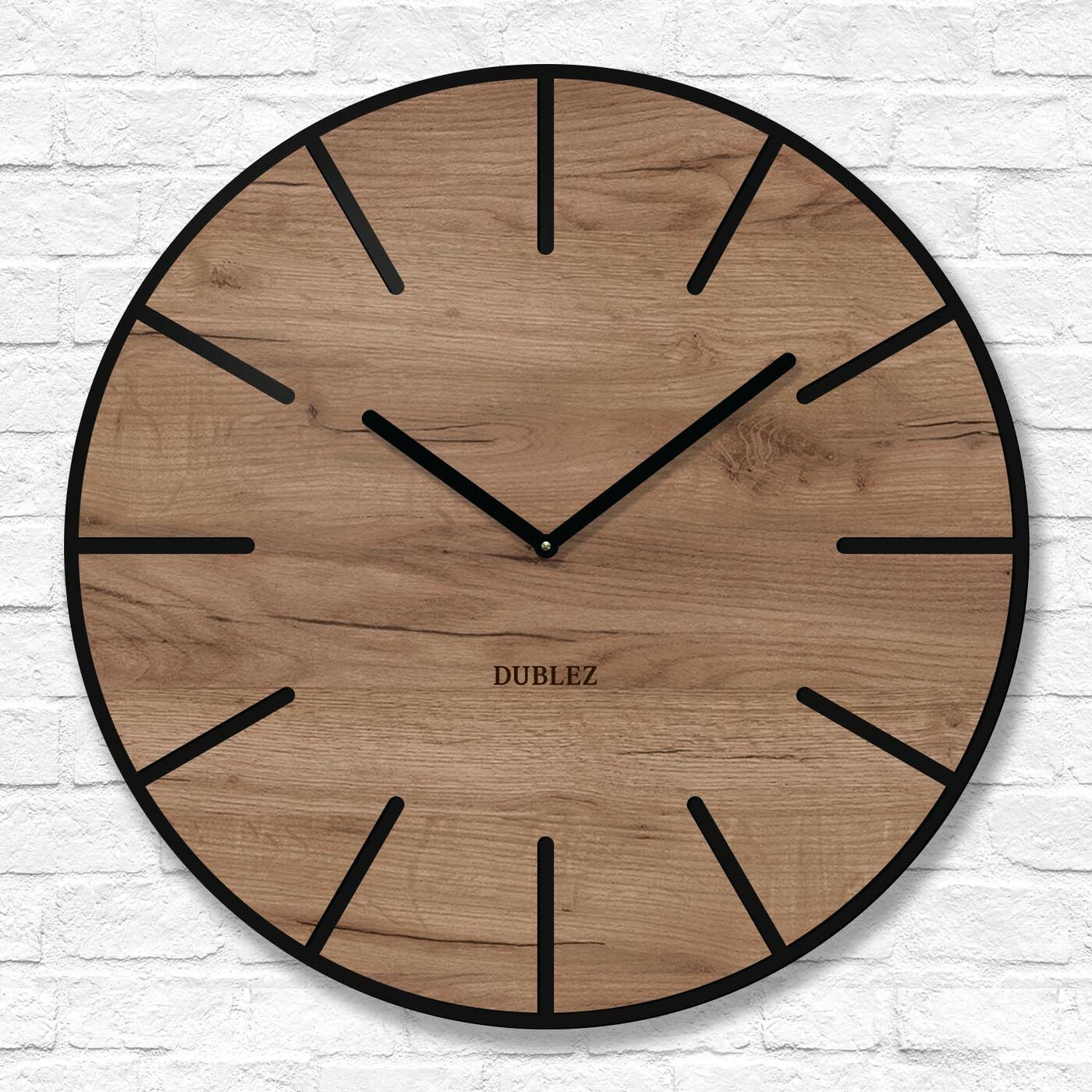 Wall Clock with Silent Movement - Cynthia | 66x66 cm