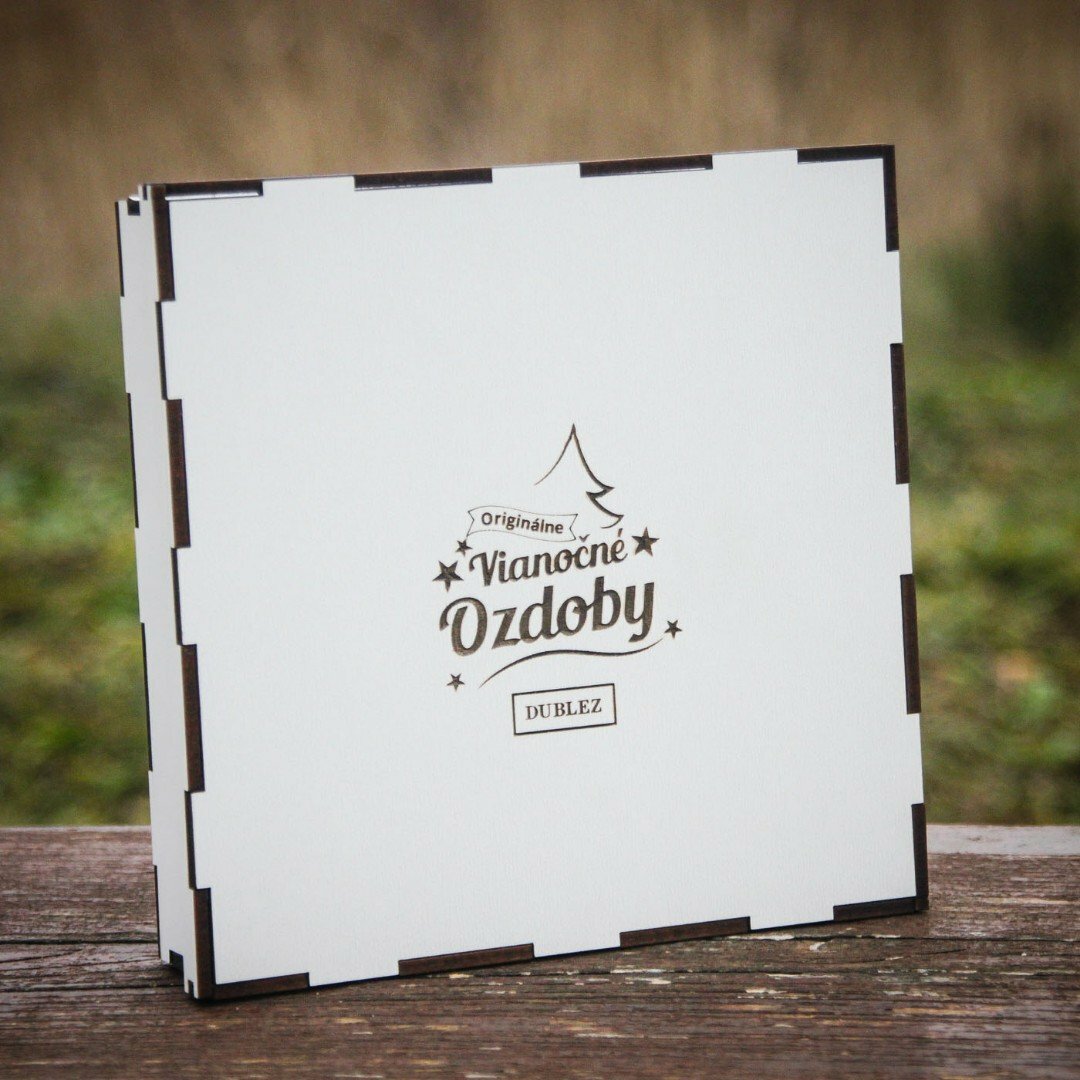 Krabička na drevené ozdoby na vianočný stromček