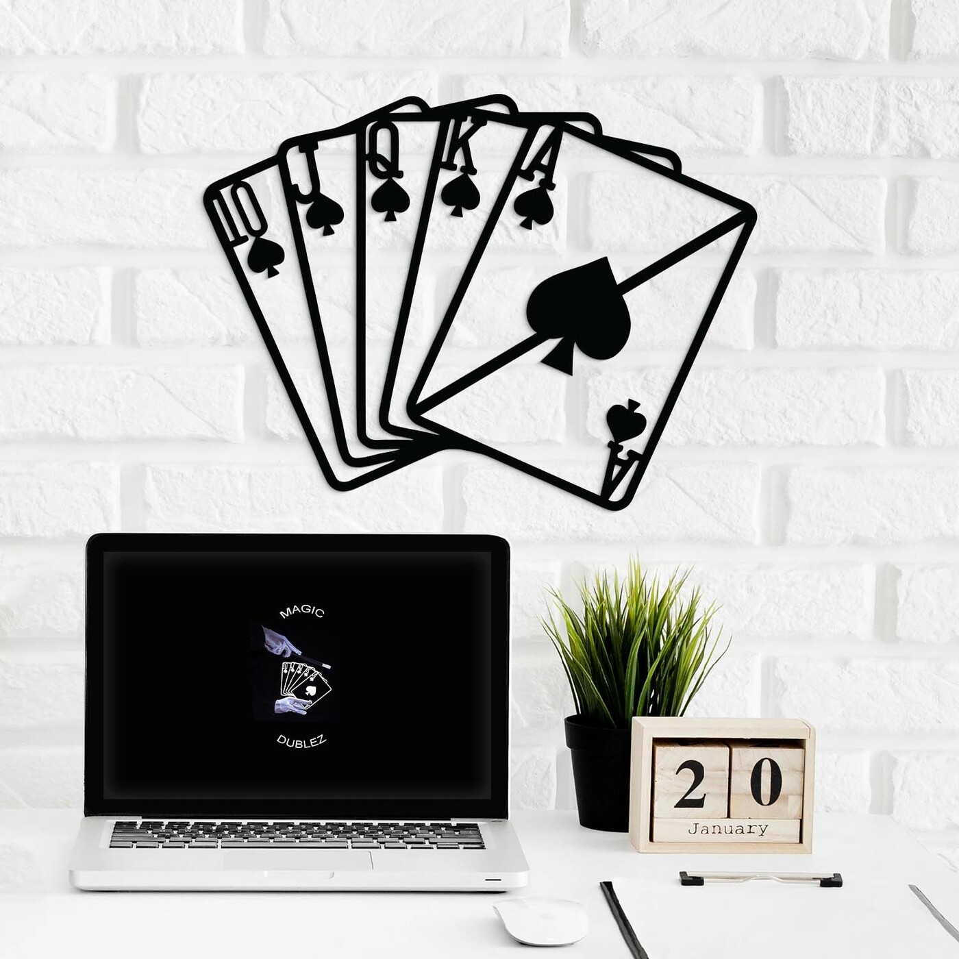 Wooden Wall Art - Cards | Black