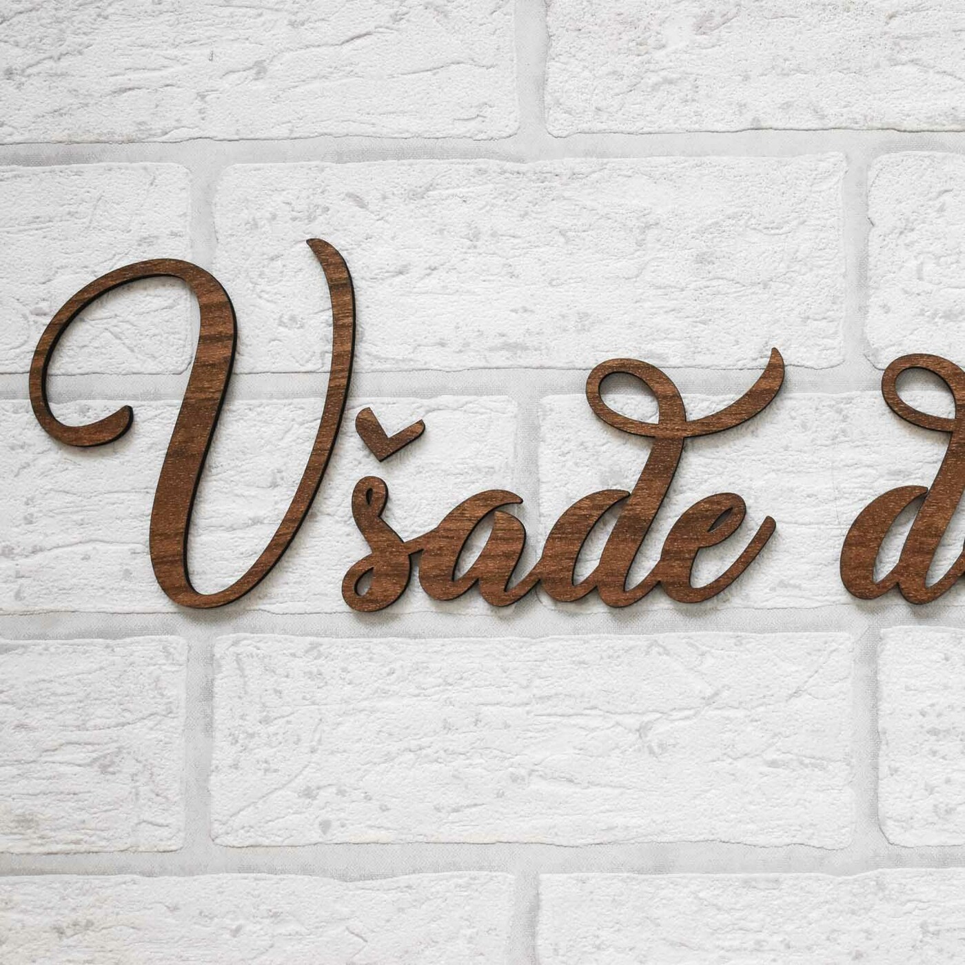 Drevený nápis na stenu - Všade dobre, Doma najlepšie. | Orech