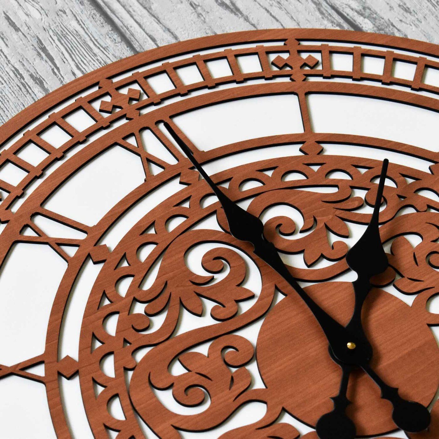 Vintage Wooden Wall Clock - Majestique | Cherry