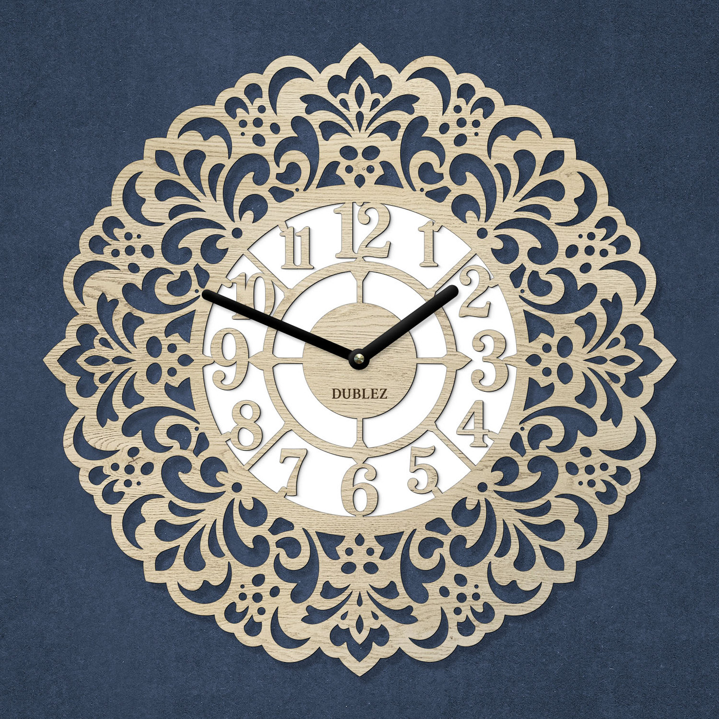 Wooden clock with mandala - Flower of Time | Artisan Oak