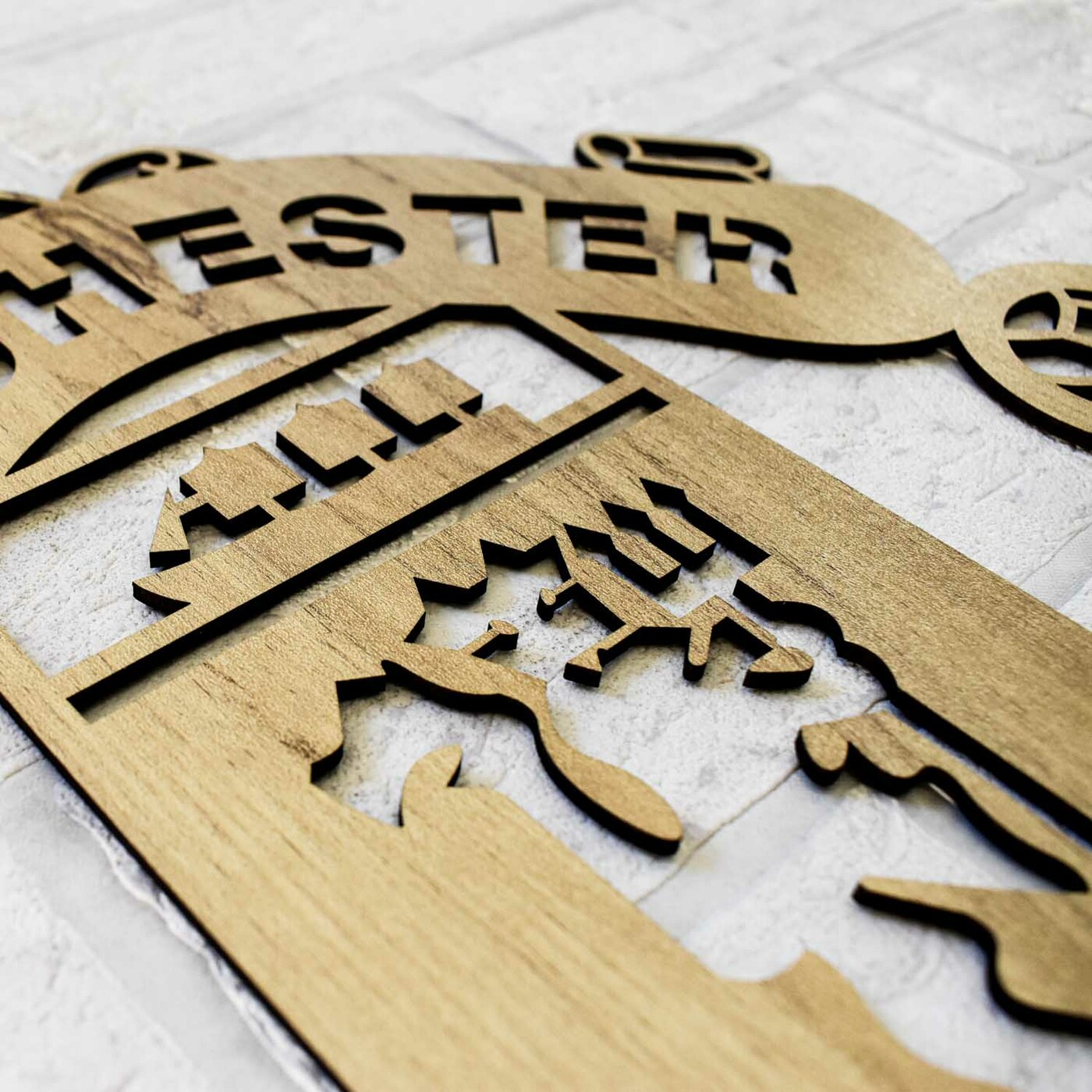 Wooden Wall Art - Manchester United Logo | Gold Craft Oak