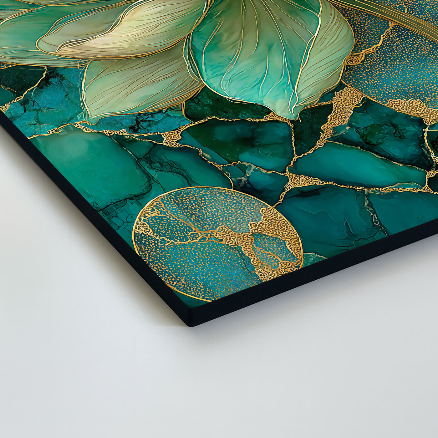 Emerald lotus - Luxury wooden picture