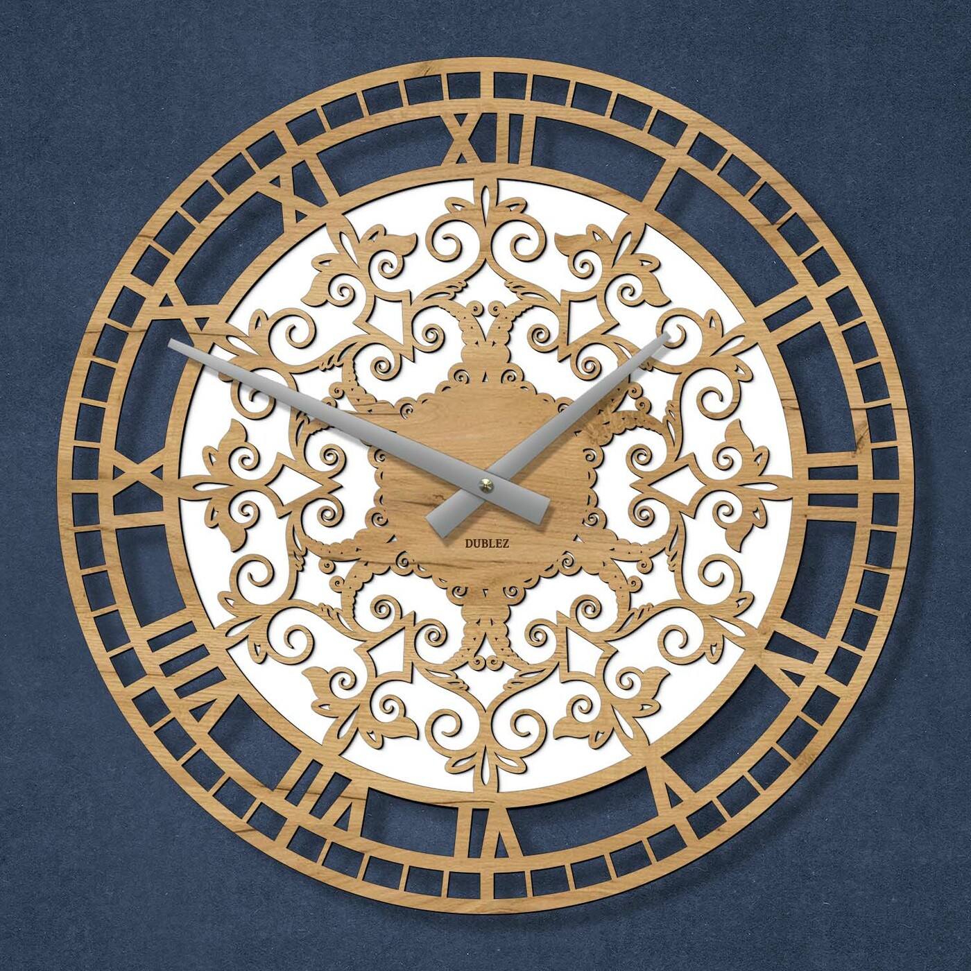 Drevené nástenné hodiny - Ornamenty | Dub zlatý