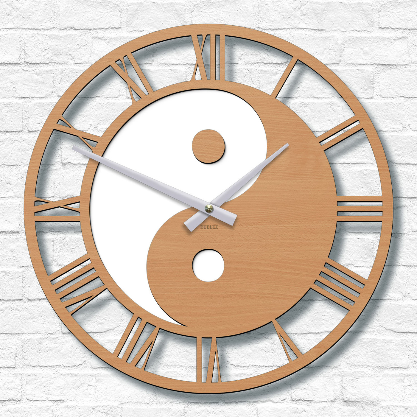 Nástenné hodiny s obrazom Jin jang  | Buk