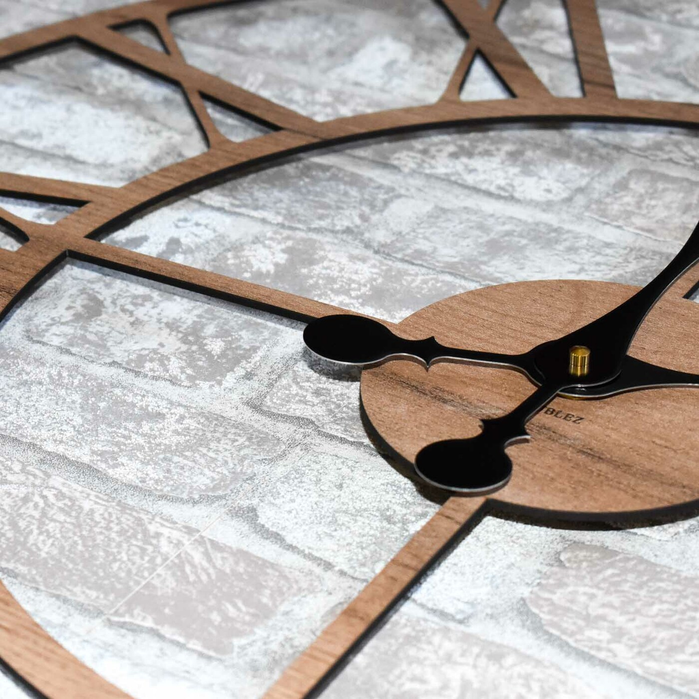 Nagy falióra - Numerus | Dohány Tölgy