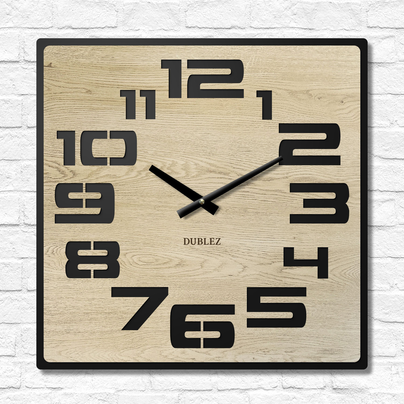 Square clock with large numbers - Noir Number | Artisan Oak