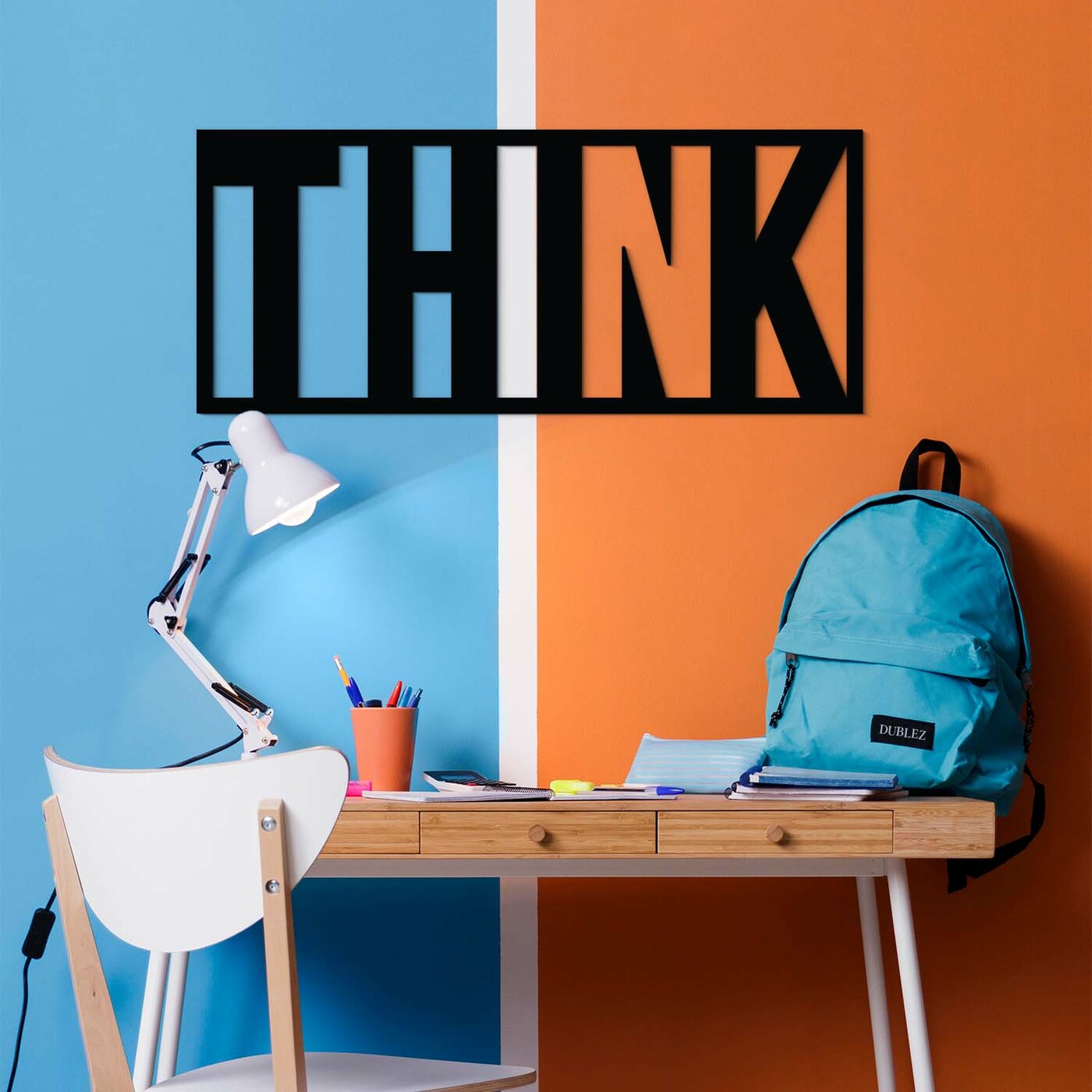 Drevený nápis na stenu - THINK | Čierna