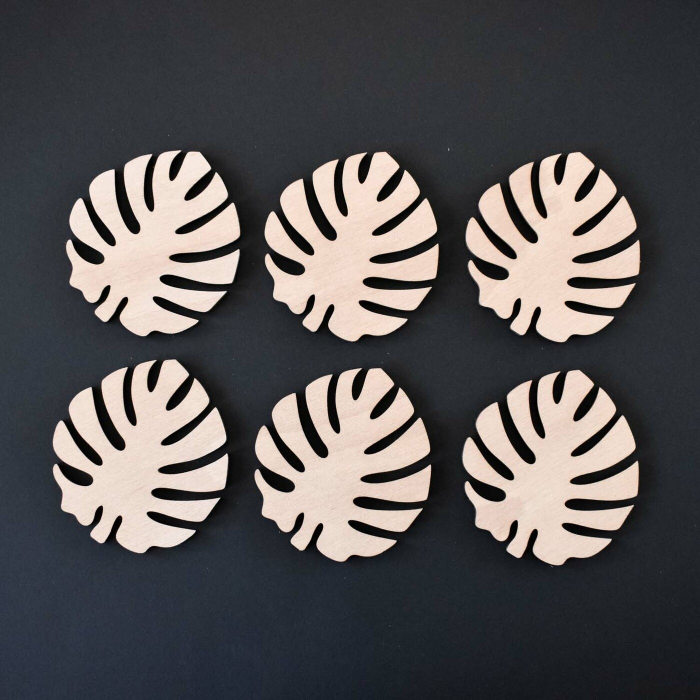 Sada 6 ks - Drevené podložky - Monstery