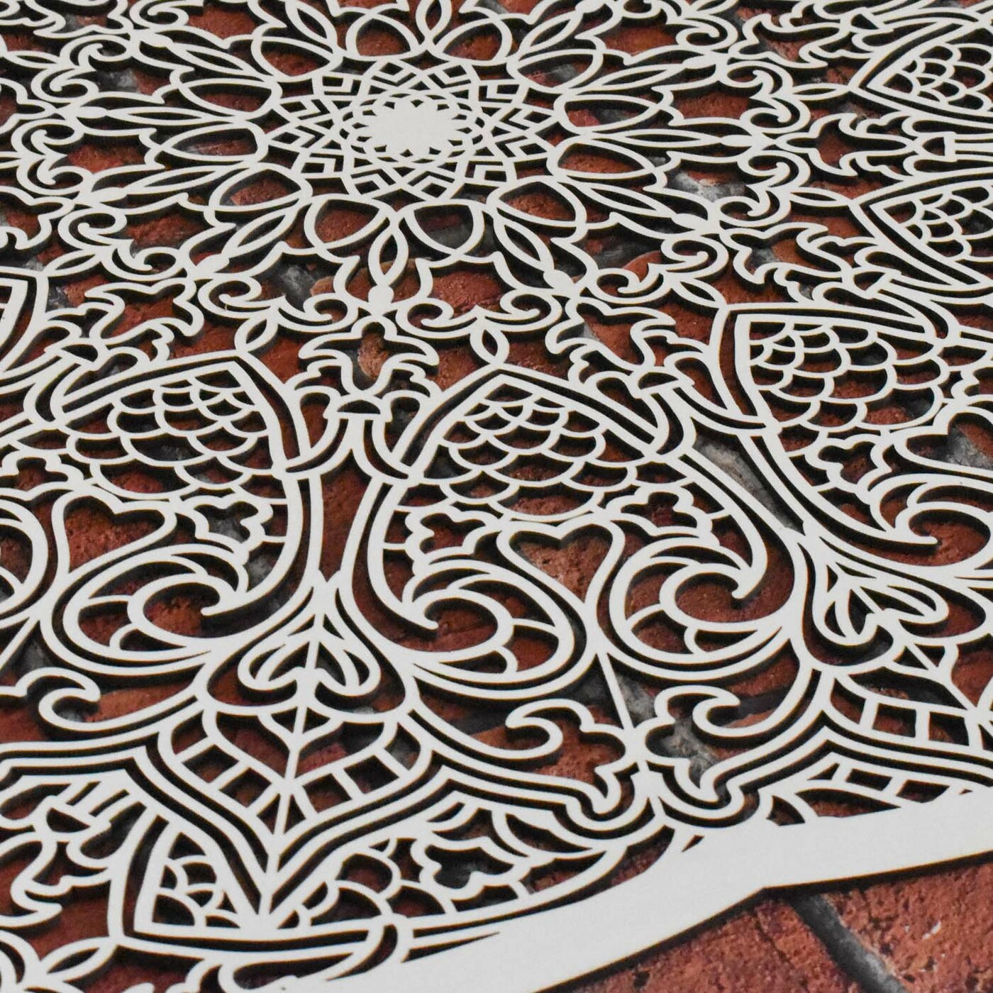 Vyrezávaná drevená mandala na stenu - Štvorec  | Biela