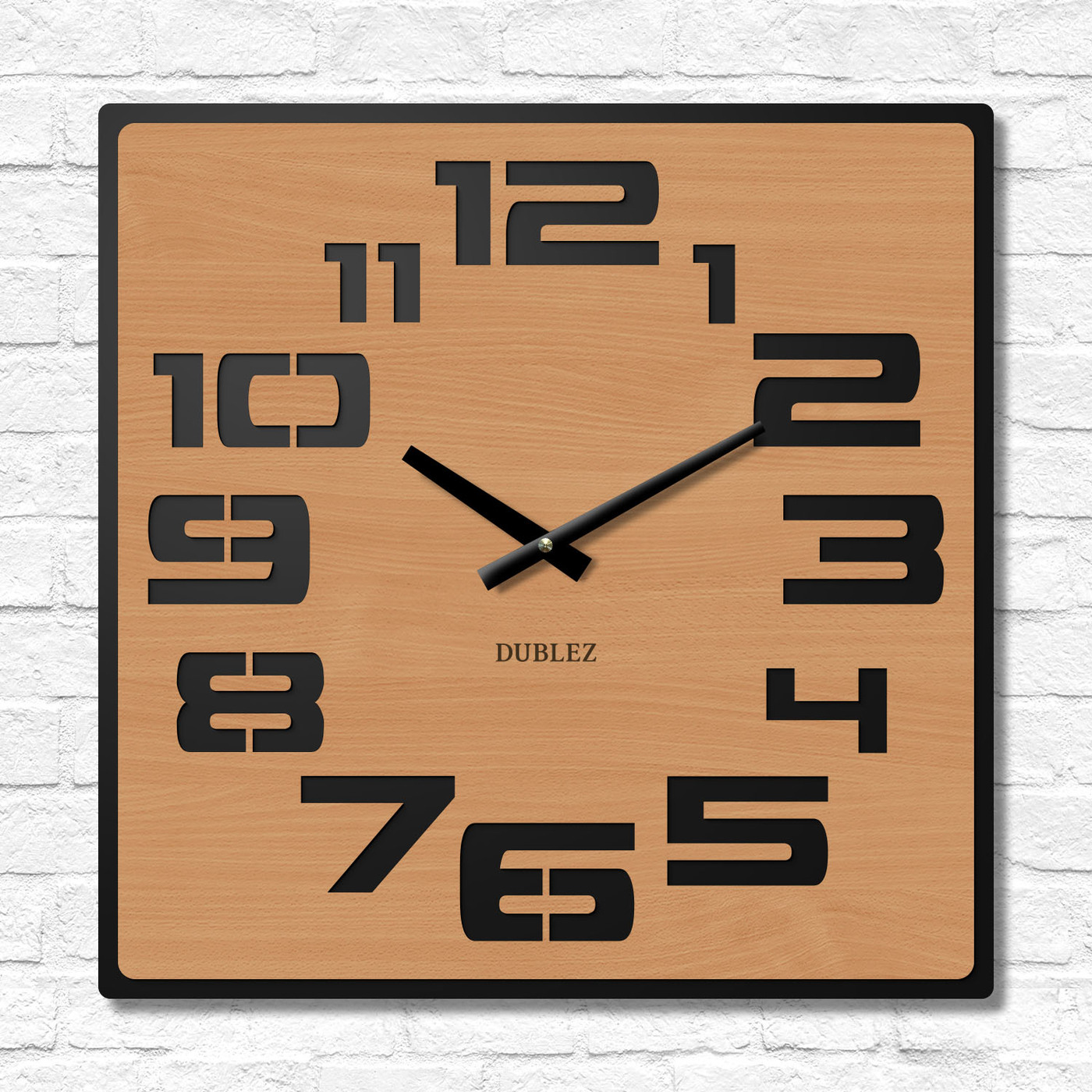 Square clock with large numbers - Noir Number | Beech