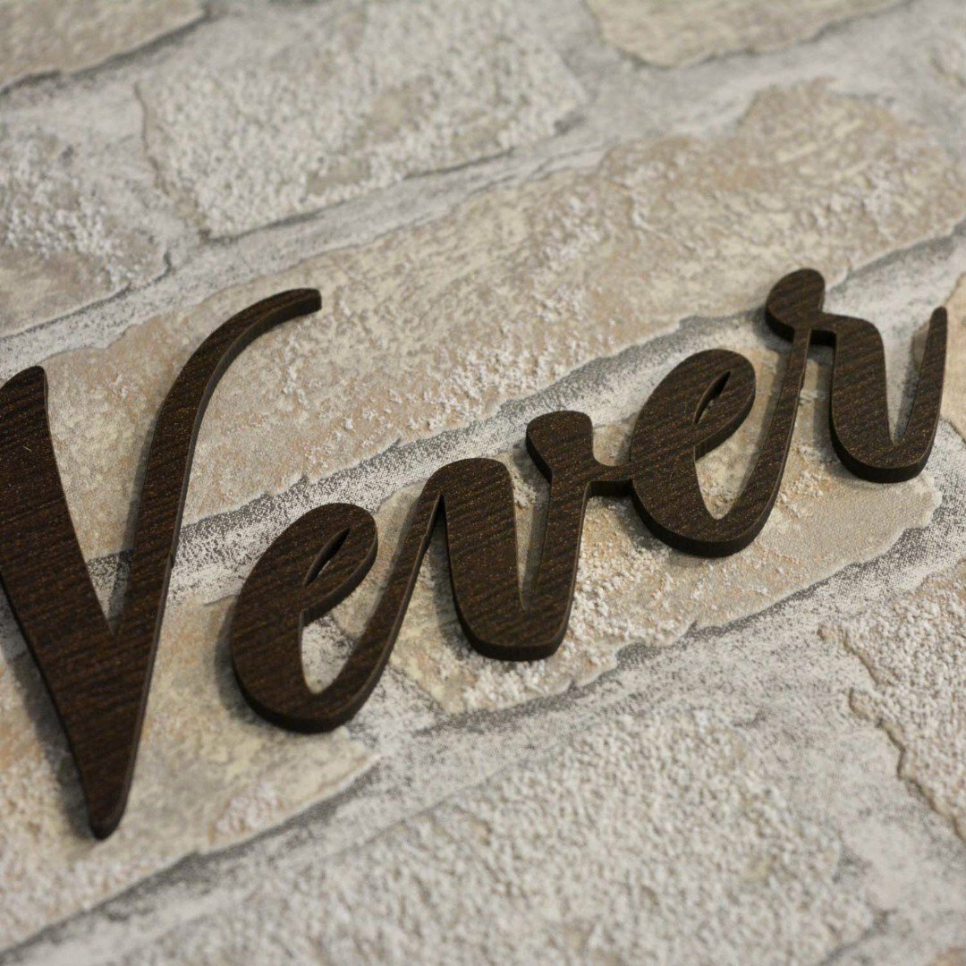 Quote on the Wall - Never Stop Dreaming | Wenge