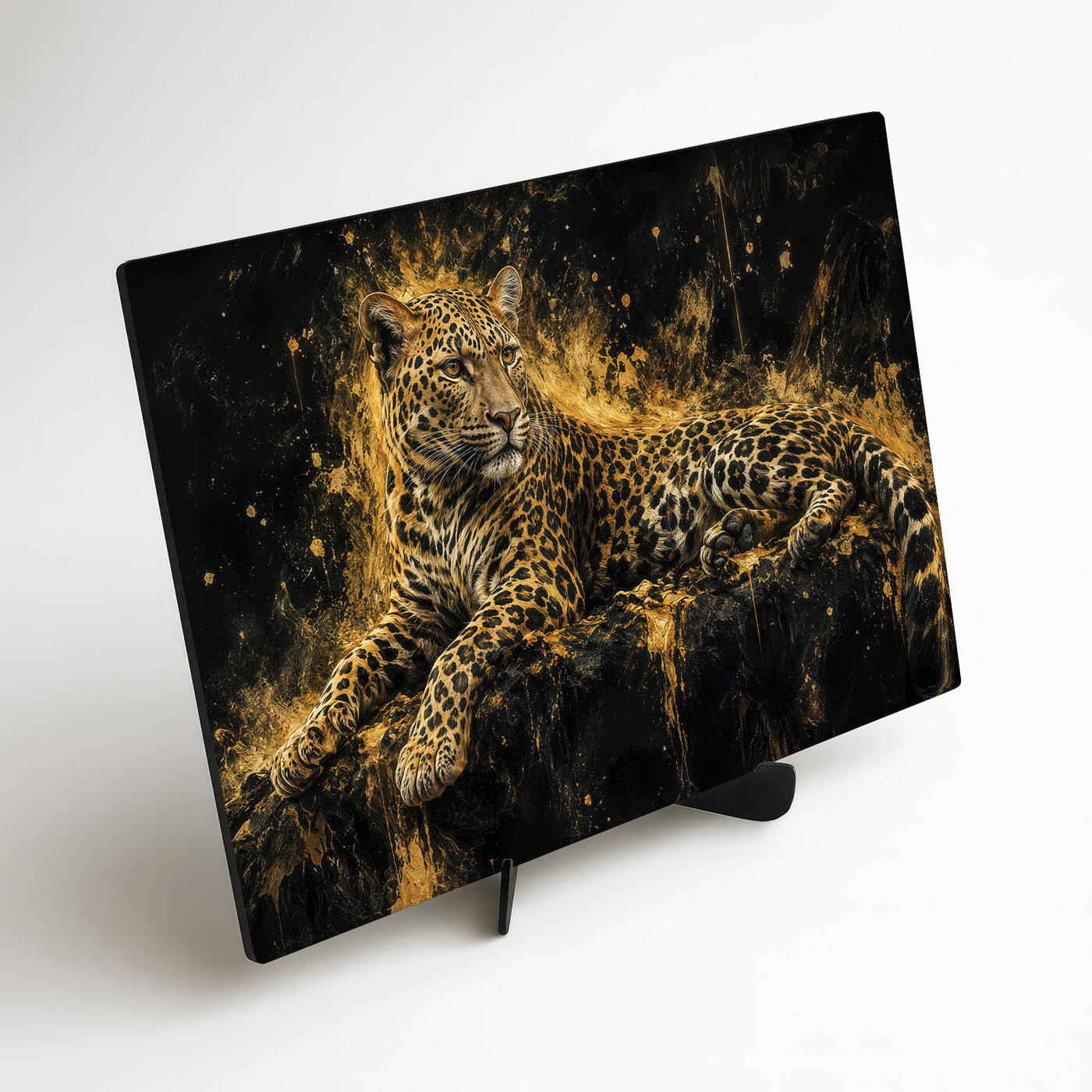 Čierno-zlatý obraz na dreve - Leopard